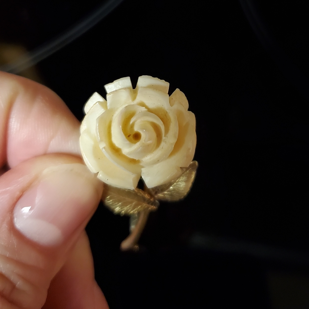 Krementz Gold Brooch Rose Flower - Picture 2 of 5